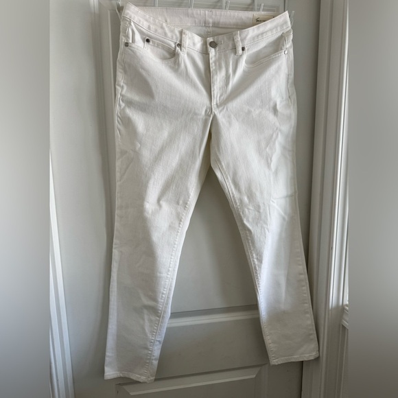 Vince Camuto Women's Straight Leg Jeans in Cream - Picture 1 of 9
